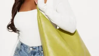 Hot Girl Errands Tote