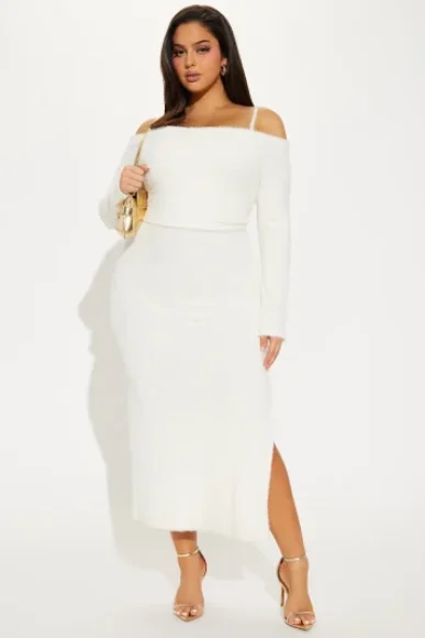 08-09-24_S3_53_HF24F779SET_Cream_AZ_SS_14-40-44_PLUS_48843_PXF